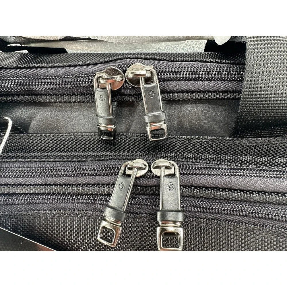 SAMSONITE 46630-1041 Laptop Portfolio Luggage Bag